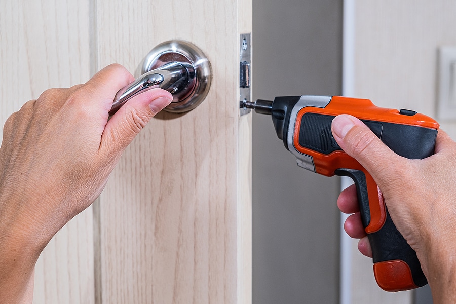 3 Reasons to Use a Residential Locksmith